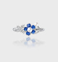 Anillo de flor de esmalte de perlas